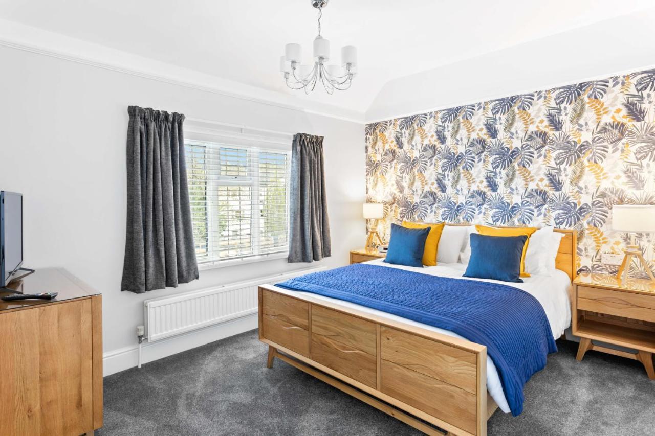 Stover 4* Torquay